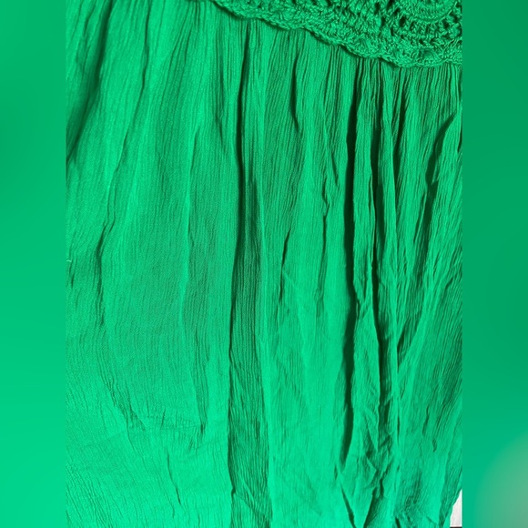 Destination 365 Regular Crinkle Chiffon Crochet Maxi Dress Emerald Green 1X NWT - Picture 4 of 16